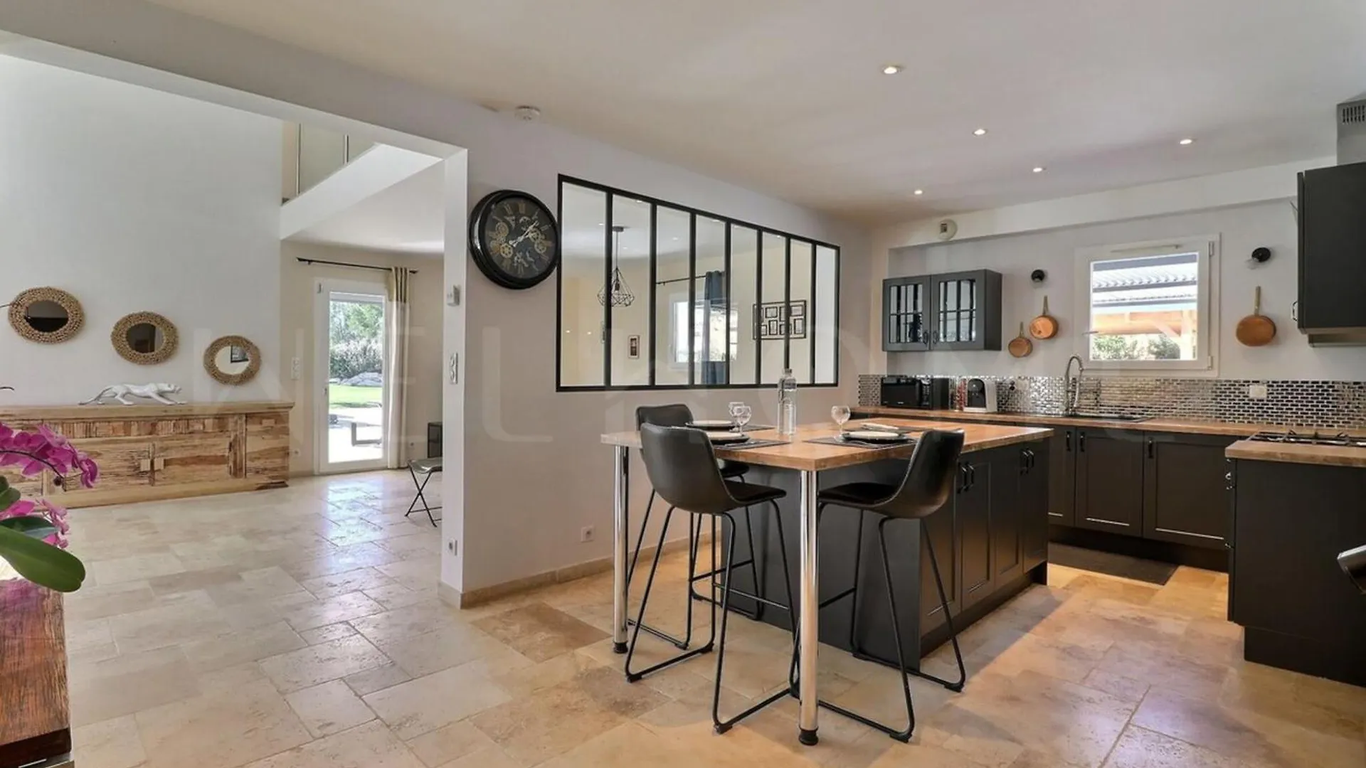 Longere - 4 Stars - Main House And Outbuilding Villa Saint-Cannat 0*,  France